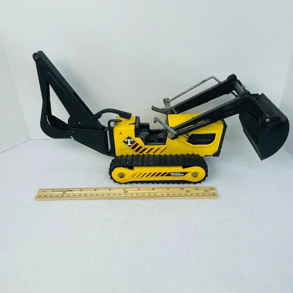Vintage Tonka Pressed Steel Backhoe Loader Crawler Yellow Black Construction Toy